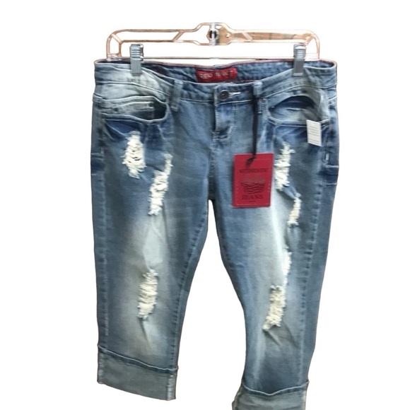 Red Rivet Distressed Capris - Picture 2 of 4